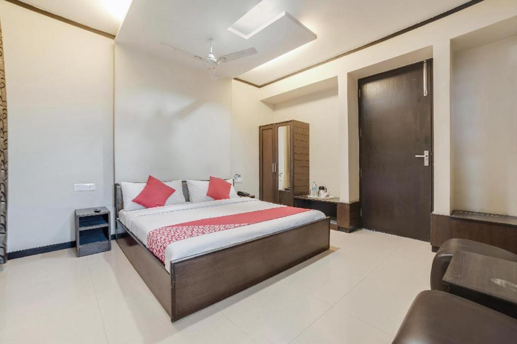 The Wind Cross Hotel Kalka Bagian luar foto